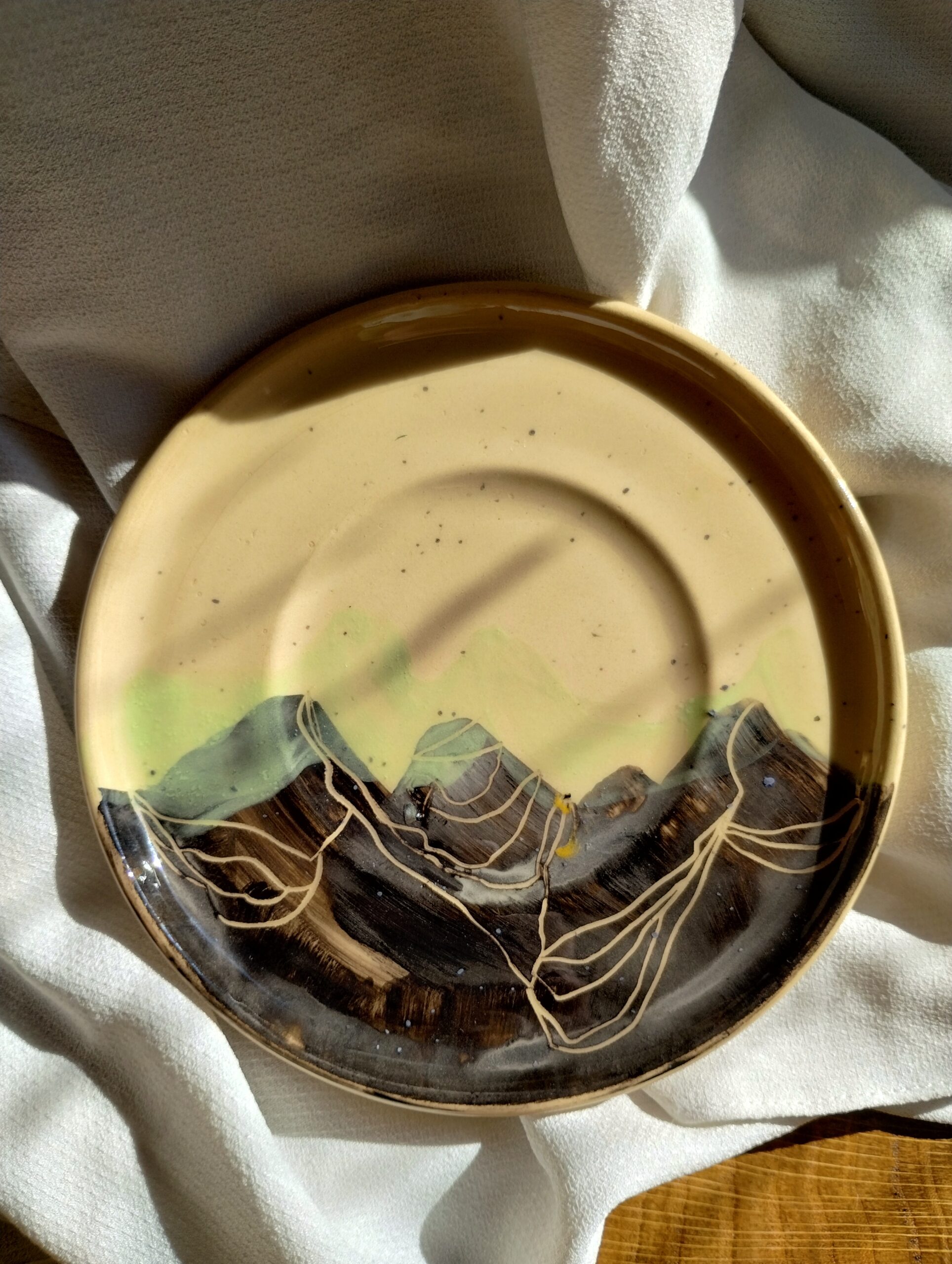 Filiżanka GÓRSKA PANORAMA czarne góry zielone niebo - obrazek 2