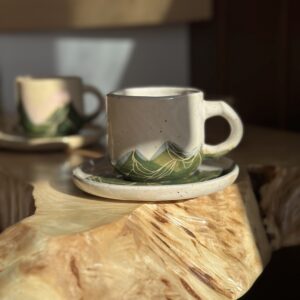 Filiżanka GÓRY biała