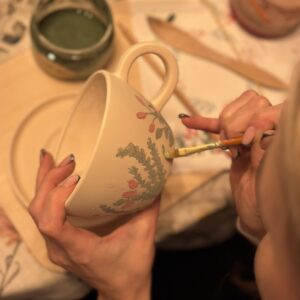 Warsztaty “Mikołajkowe malowanie ceramiki" 5.12.2025