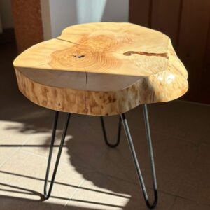 Stolik jesionowy jasna żywica